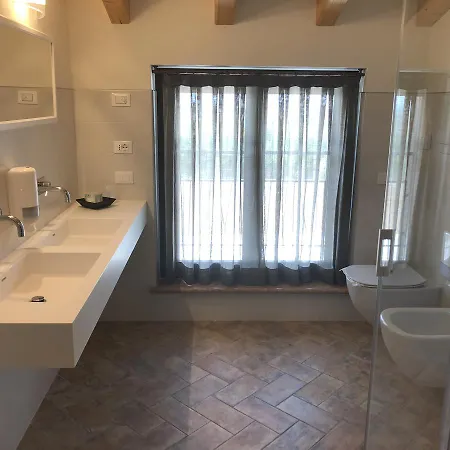 Agriturismo2laghi Gospodarstwo agroturystyczne Ponti sul Mincio